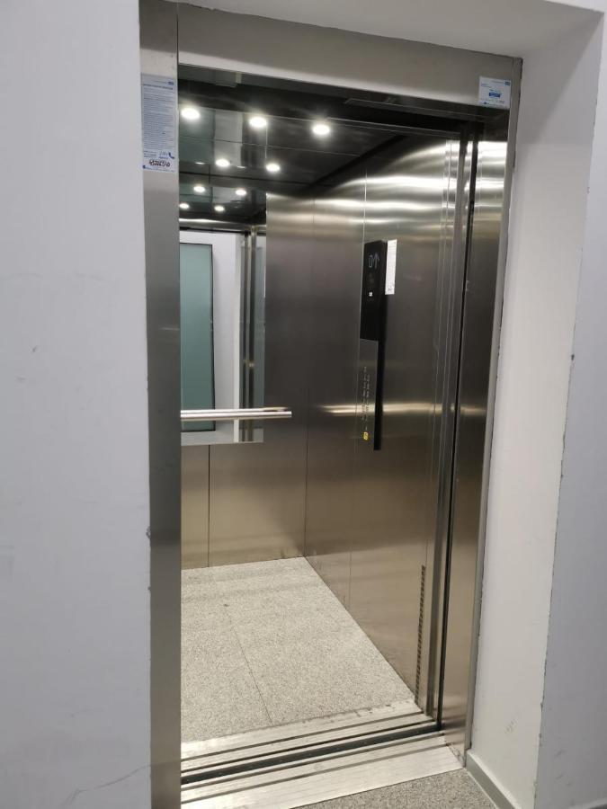 Sunset Bucharest 84 Apartment Ngoại thất bức ảnh